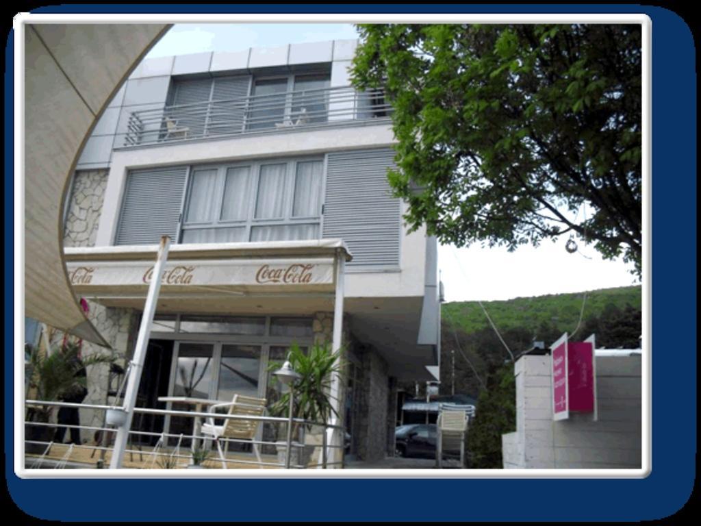 מלון Vila Ineks אוהריד מראה חיצוני תמונה